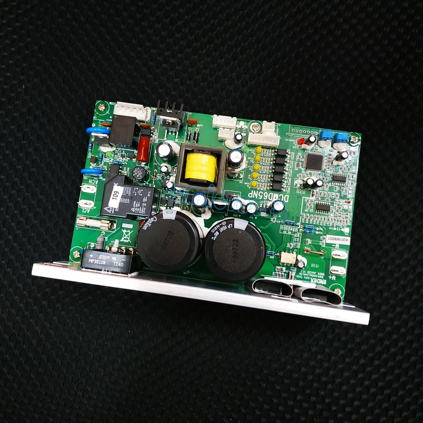 Free Shipping DCMD65NP Aerofit MAXFIT 5000 Plug Induction Motor Controller Treadmill Motherboard Control Circuit DCMD65