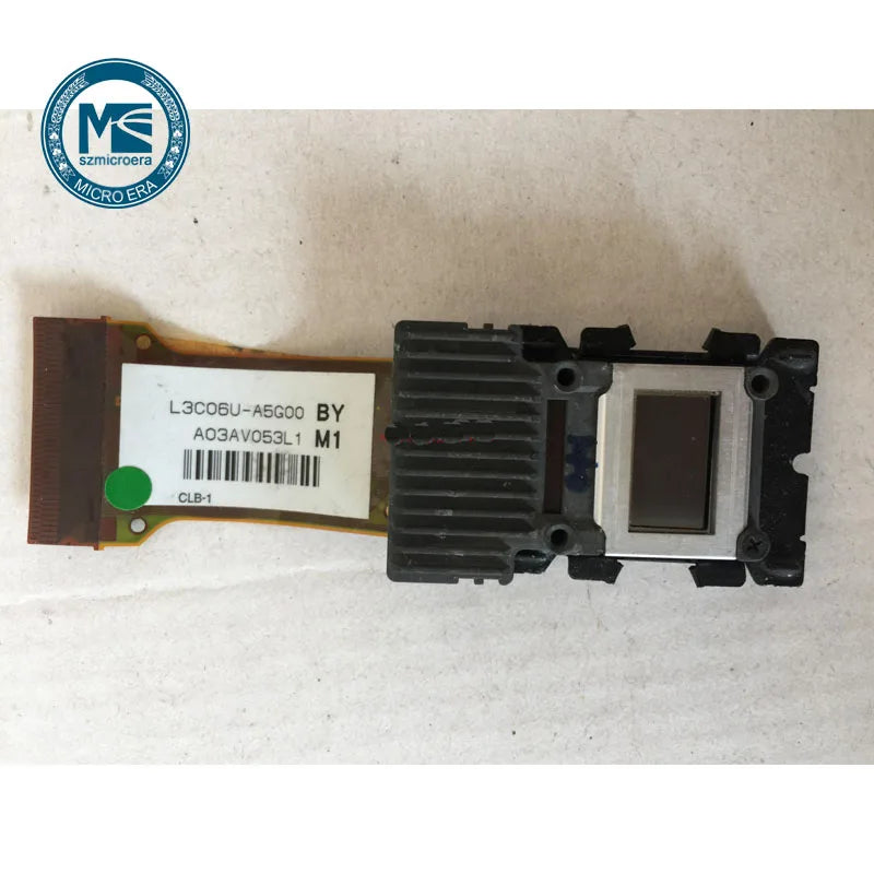 projector lcd panel chip L3C06U-A5G00 LCD tested good
