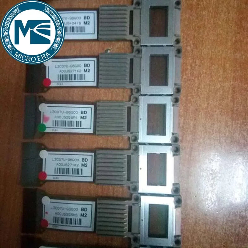 1pc projector lcd panel chip L3C07U-96G00 or L3C07U-95G00 or L3C07U-75G00
