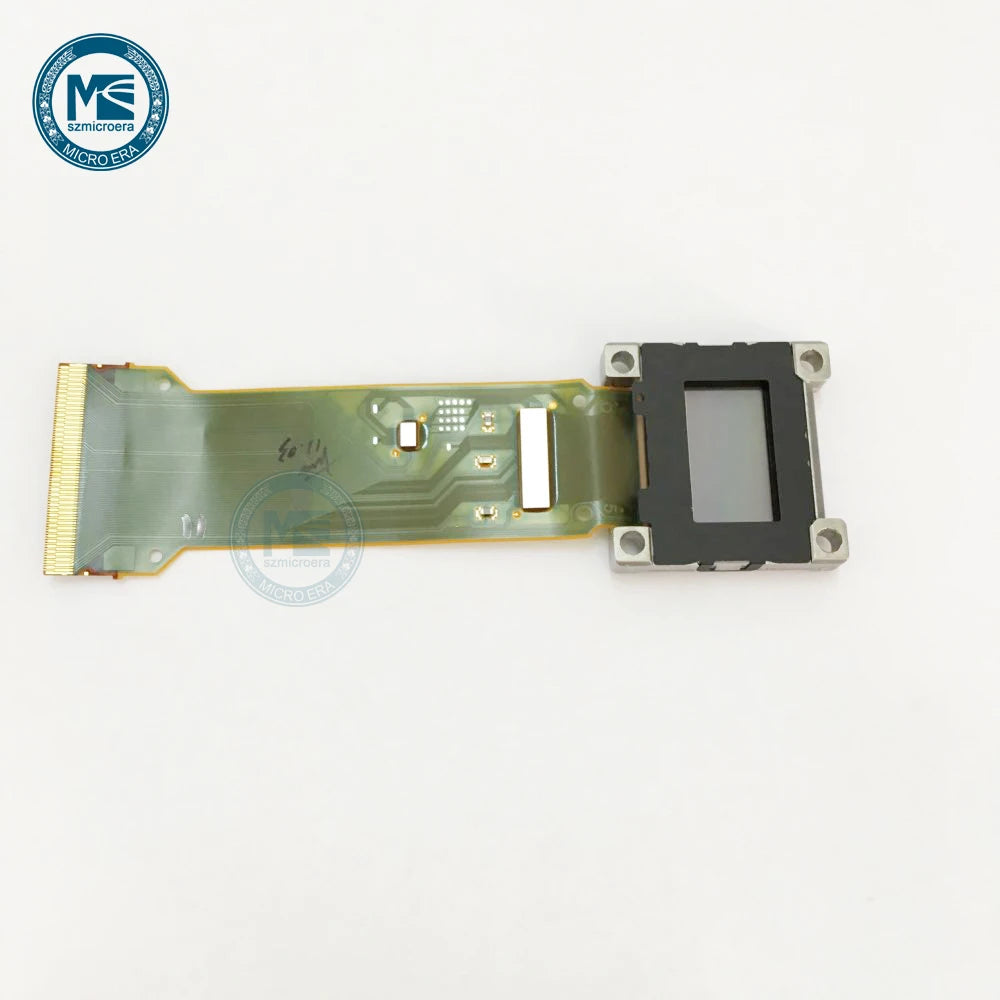 1pc projector lcd panel chip L3C07U-96G00 or L3C07U-95G00 or L3C07U-75G00