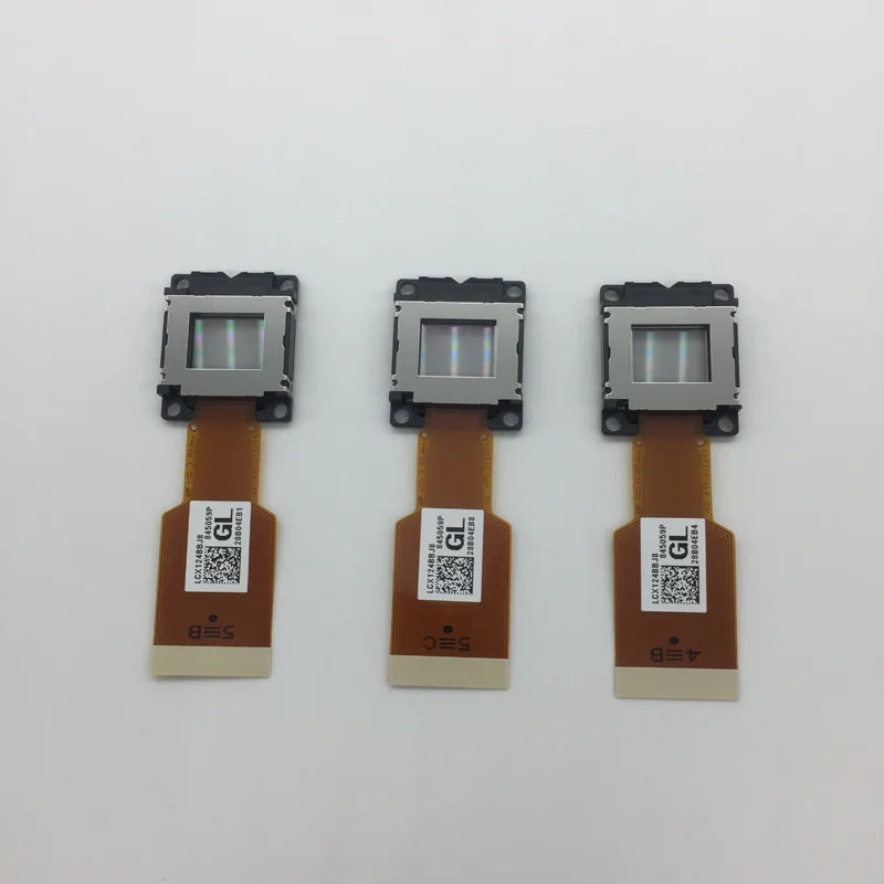 New Projector Lcd Panel Chip LCX124 LCX103 LCX154 LCX186 LCX187 LCX181 LCX172